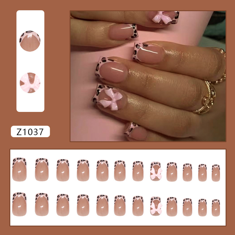 Unghie finte quadrate rosa con - Sanding Stick Set recensione e prezzo